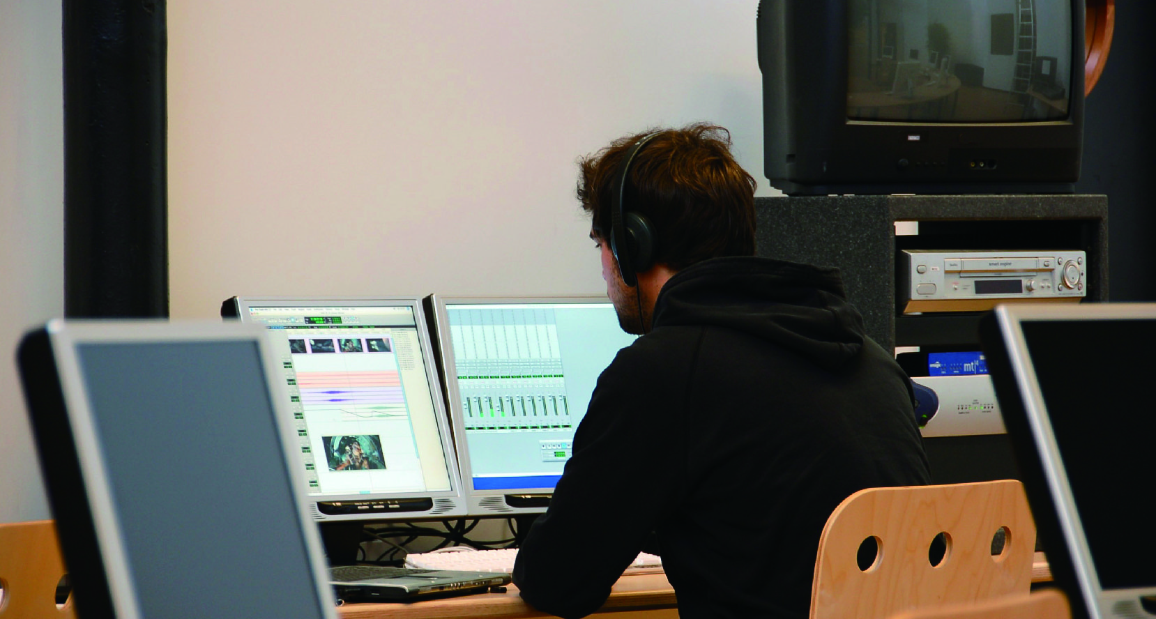 데이터 센터를 넘어 KVM 스위치 사용